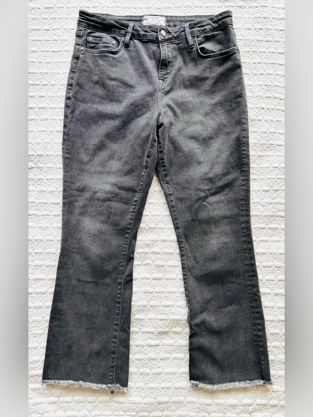 Free People Charcoal Gray Straight-Leg Jeans ankle cropped length